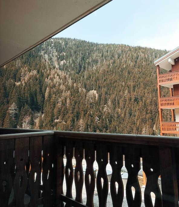 Appartement Aux Pieds Des Pistes Modane Exterior foto